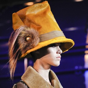 Модные меховые шапки Осень-Зима 2012-2013